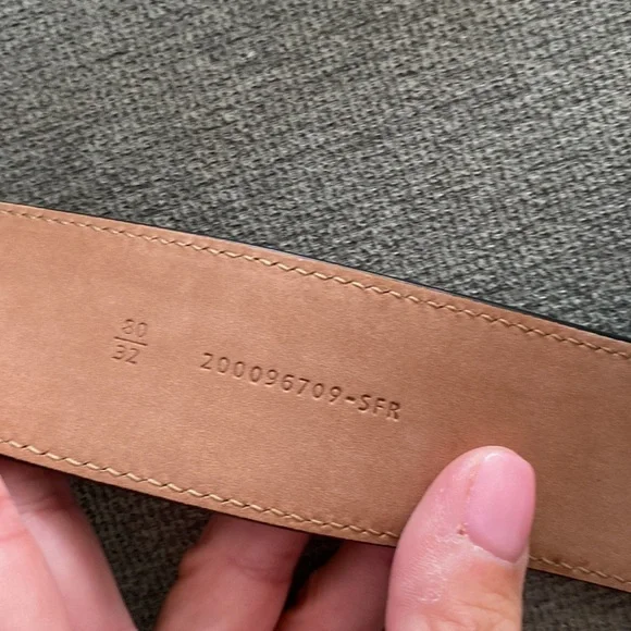 Black Fendi belt w/ gold hardware - Picture 2 of 7